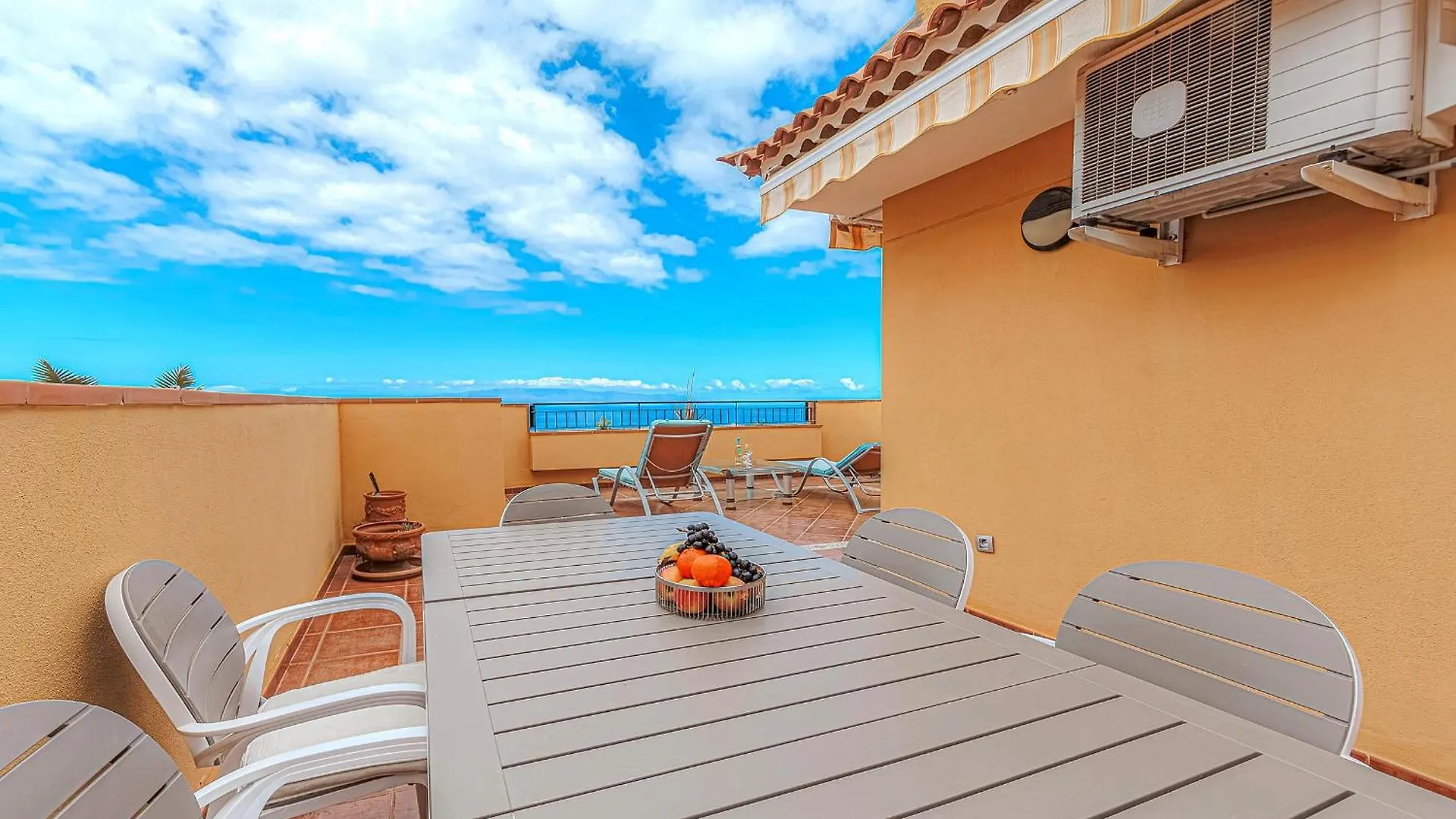 Ocean View La Arena Apartment Puerto de Santiago