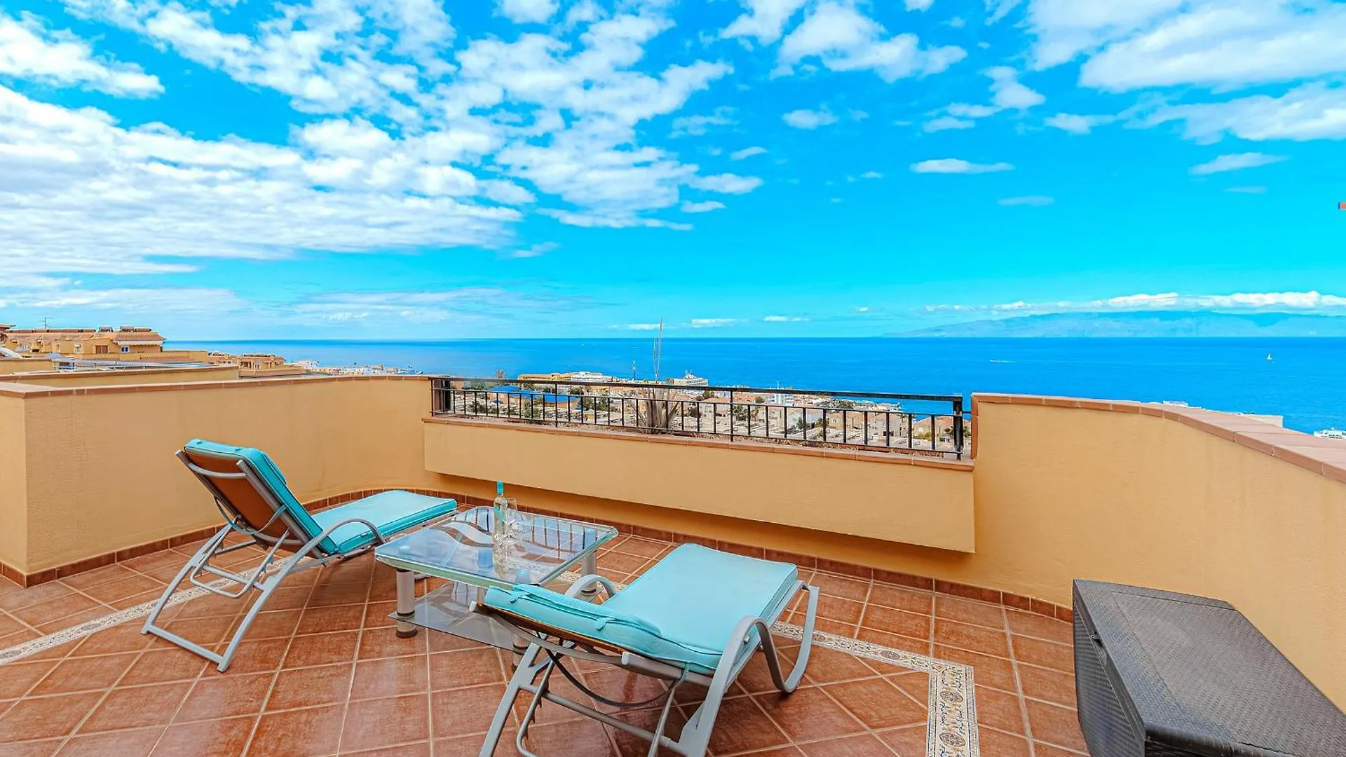 Ocean View La Arena Apartment Puerto de Santiago